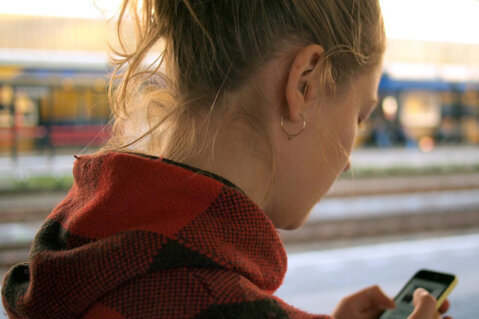 Screen-dependent? Here are six ways meditation can help